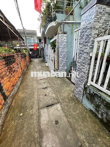 🏢🍀Nhà cho thuê: Tổng diện tích 79.5m ❤❤Vị trí : gần chợ ngã 5,trường h