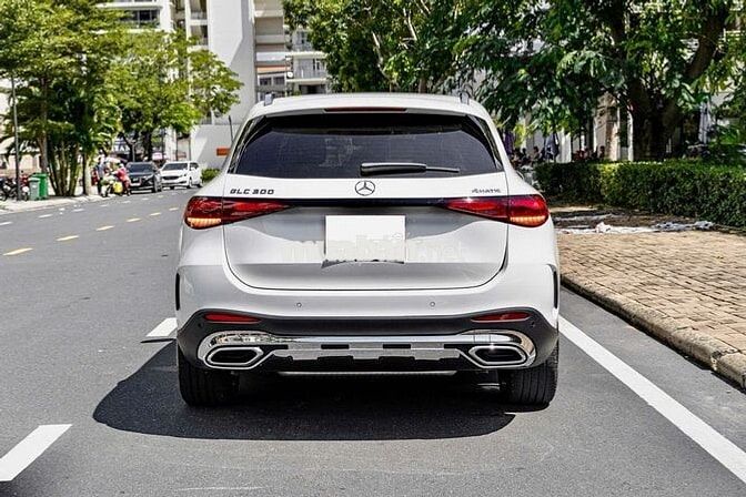 Mercedes GLC300 allnew 2024 - xe đẹp như mới 1 chủ