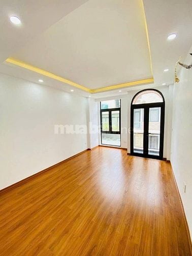 Nhà Đẹp Ô TÔ ĐỖ CỬA, Thang Máy, Trần Khát Chân, 54m, 6 tầng, 18.5 tỷ