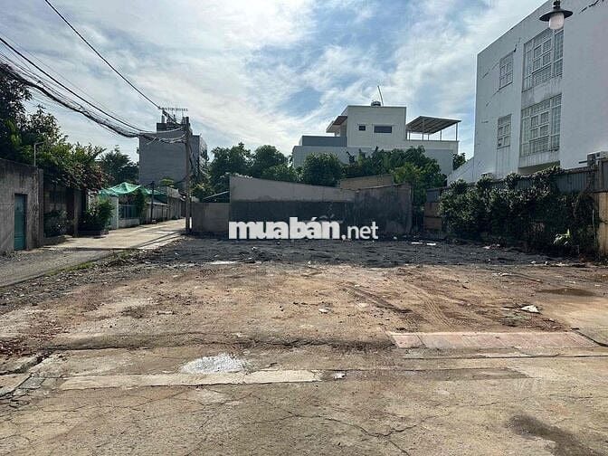 Đất hẻm 526 Phạm Văn Đồng, gần cầu Gò Dưa đường 6m, 5,5*13