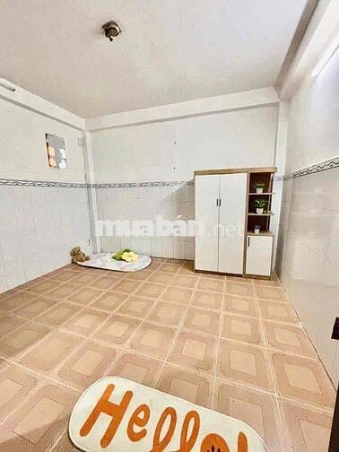 PHÒNG TRỌ GẦN ĐẠI HỌC CÔNG THƯƠNG - SẴN NỘI THẤT - BAN CÔNG