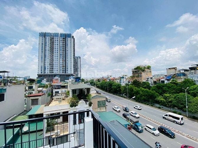 Nhà Đẹp Ô TÔ ĐỖ CỬA, Thang Máy, Trần Khát Chân, 54m, 6 tầng, 18.5 tỷ