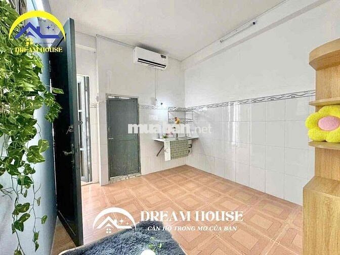 STUDIO BAN CÔNG BẾP LỚN MẶT TIỀN ĐƯỜNG GẦN HUIT, AEON MALL ZÁ RẺ