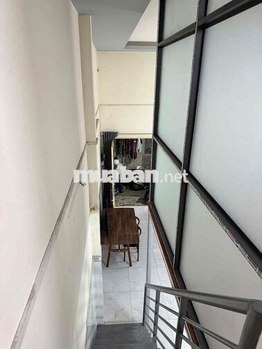 bán nhà 4,4x7 gác lửng số nhà quận 850triệu
