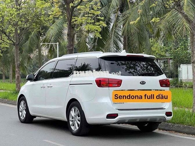 Kia Sendona 2021 2.2D Luxury 90000 km