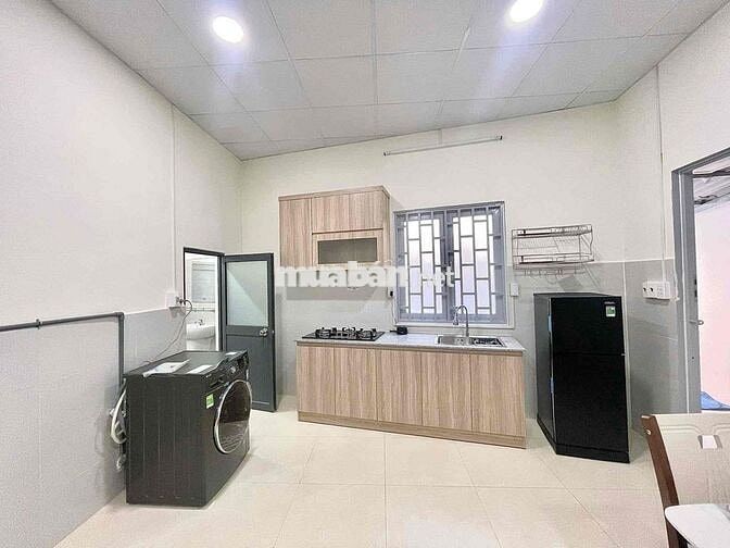 Thuê Căn Hộ 1PN 40m² Cao Cấp Xô Viết Nghệ Tĩnh Gần Bến Xe Miền Đông