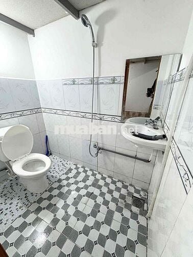 🏠 PHÒNG CÓ GÁC RỘNG THOÁNG MÁT, KHÔNG ĐỤNG ĐẦU