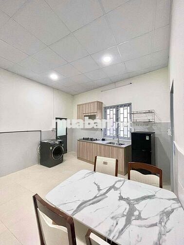 Thuê Căn Hộ 1PN 40m² Cao Cấp Xô Viết Nghệ Tĩnh Gần Bến Xe Miền Đông