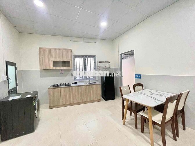 Thuê Căn Hộ 1PN 40m² Cao Cấp Xô Viết Nghệ Tĩnh Gần Bến Xe Miền Đông