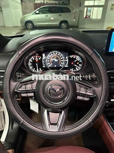 Mazda CX 8 2025 Premium - 6000 km