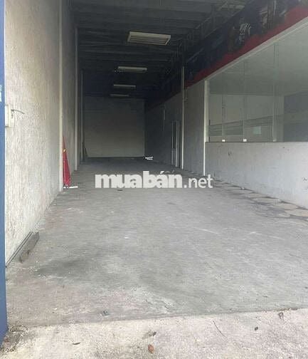 KHO RỘNG RÃI 250M2, NGANG 10M, MẶT TIỀN ĐINH LIỆT GẦN NGAY BẾN XE