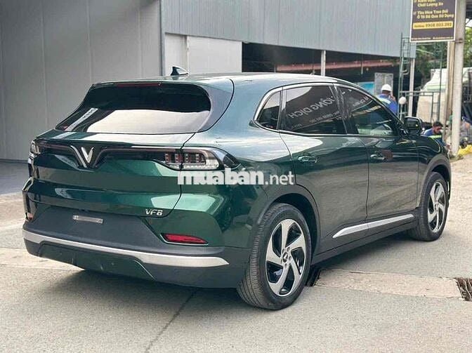 VinFast VF8 2023 Eco - 34000 km Sẵn hồ sơ sang tên