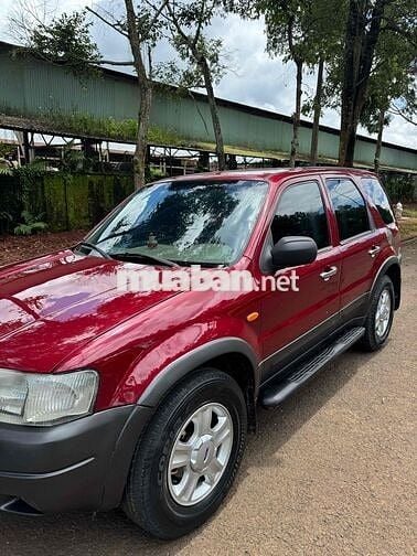 Ford Escape 2002 XLT 3.0 AT - 300000 km