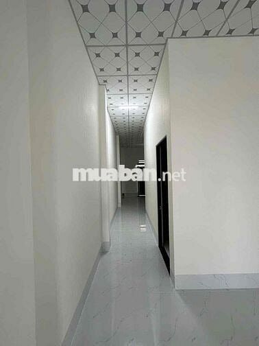 - Nhà cho thuê nguyên căn mới 100%, đường D1, kdc Hồng Loan