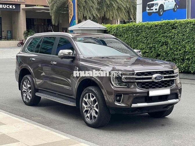 FORD EVEREST TITANIUM 2024 XE NHƯ MỚI-ODO 5,600KM