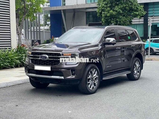 FORD EVEREST TITANIUM 2024 XE NHƯ MỚI-ODO 5,600KM