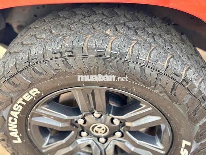 Toyota Hilux 2021 2.4 4x2 MT - 87000 km