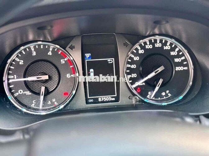 Toyota Hilux 2021 2.4 4x2 MT - 87000 km