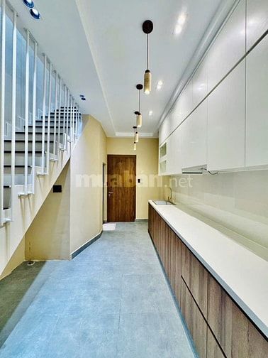 Cần xoay vốn đẩy gấp căn 39,2m2 giá 1tỷ950triệu đường Diên Hồng ,p.1, 