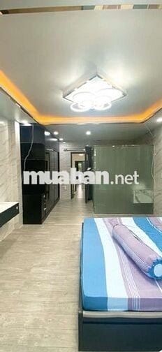 Nhỉnh 7 tỷ Nhà 2 lầu Sổ hồng riêng - Quận 7 - HXH ( 4 x 20m) nhìn 7 tỷ