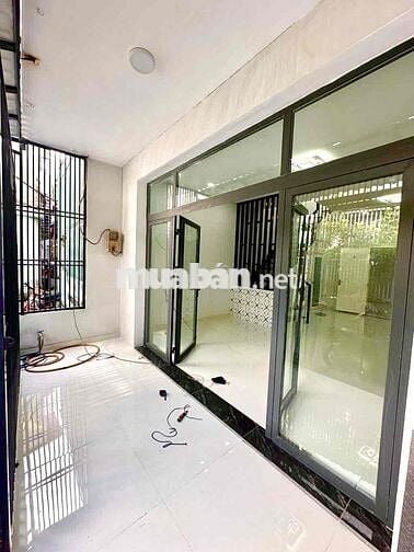 - NHỈNH 5.X TỶ_ NHÀ MỚI ĐẸP _ NGANG KHỦNG 5M_ NỞ HẬU TÀI LỘC