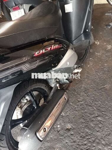 Bán xe Yamaha Mô UlTimo màu đen bạc