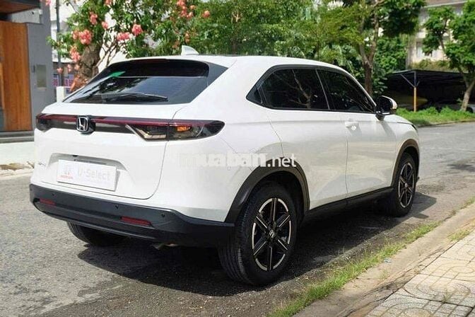 Honda HR-V G 2024  - 13900 km - XE ĐẸP NHƯ MỚI