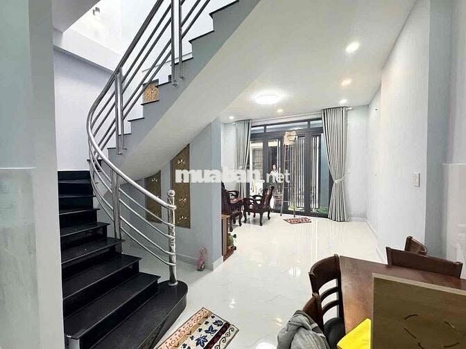 💥DT: 4,5x10 (45m2) - Hạ 300Tr - Nhà Đúc 2 Tầng - Ngay Tân Sơn Nhì - ch