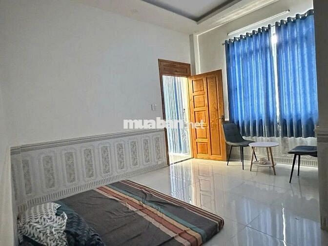 Bán Nhà Trần Cung Cầu Giấy cạnh Viện E, Ô tô. KD 40m 4Tầng. Giá 8.5 Tỷ