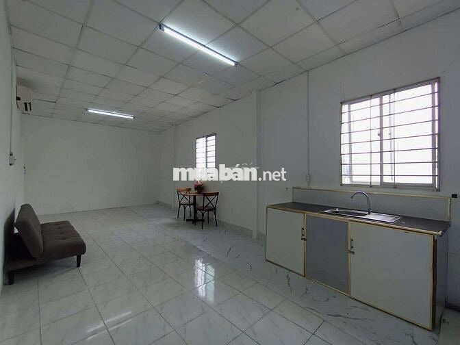 Phòng 704 máy lạnh siêu rộng, Q7, nguyễn văn linh