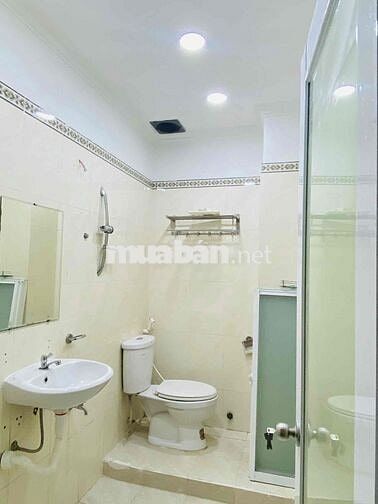Cho Thuê Nhà 283/34A Cách Mạng Tháng 8, Phường 12, Quận 10. Hẻm Xe tải
