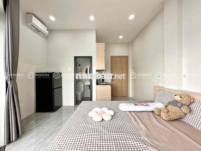 Căn Hộ Studio Ban Công, Full Nội Thất Mới 100% Gần Chợ Hoà Hưng - Q3