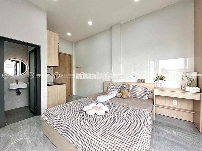 Căn Hộ Studio Ban Công, Full Nội Thất Mới 100% Gần Chợ Hoà Hưng - Q3