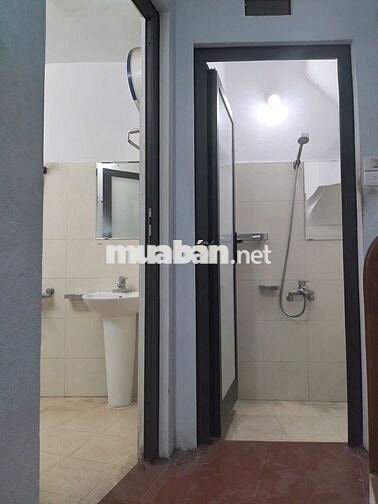 CHÍNH CHỦ CHO THUÊ NHÀ NGUYÊN CĂN 2 TẦNG
