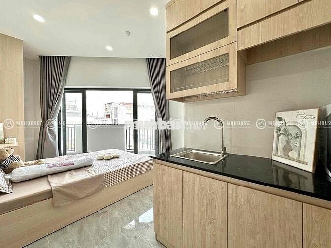 Căn Hộ Studio Ban Công, Full Nội Thất Mới 100% Gần Chợ Hoà Hưng - Q3