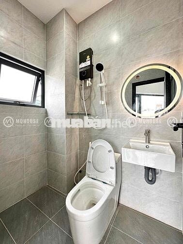 Căn Hộ Studio Ban Công, Full Nội Thất Mới 100% Gần Chợ Hoà Hưng - Q3