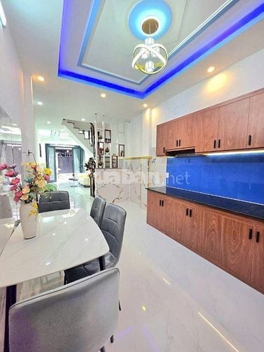 BÁN NHÀ VỪA HOÀN THIỆN SỔ HỒNG ĐSH ĐƯỜNG 6M