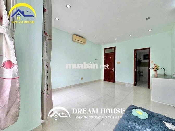 Gần Văn Hiến và Công Thương Bancol to rộng