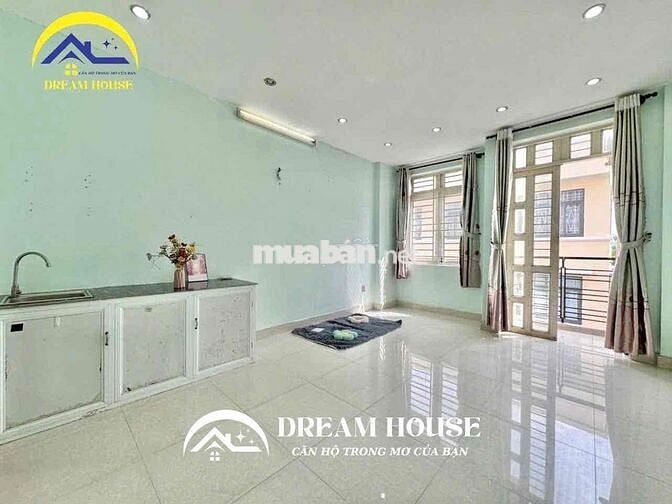 Gần Văn Hiến và Công Thương Bancol to rộng
