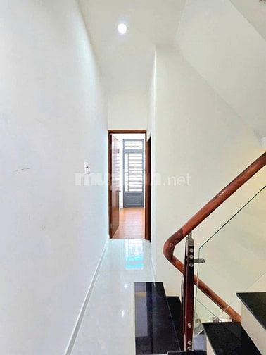 BÁN NHÀ VỪA HOÀN THIỆN SỔ HỒNG ĐSH ĐƯỜNG 6M