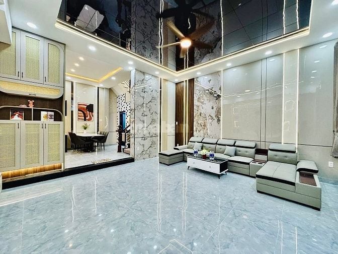 Bán gấp nhà riêng đường Nguyễn Hữu Cảnh, p22, Bình Thạnh. Chỉ 2,89tỷ