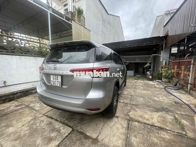 Toyota Fortuner 2019 2.4G 4x2 MT - 120000 km