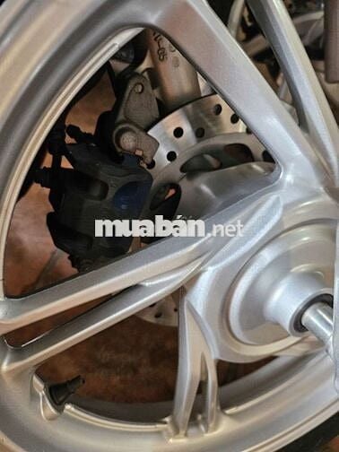Chính chủ bán SH 150 ABS, zin nguyên bản 24.000km