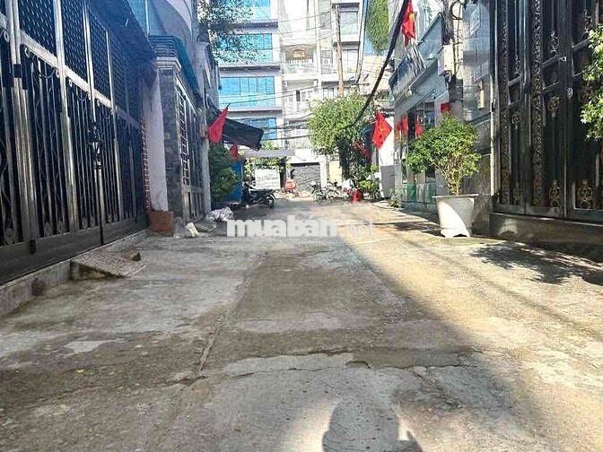 NGUYÊN CĂN QUẬN 3 - THANG MÁY - NGANG 4,5M