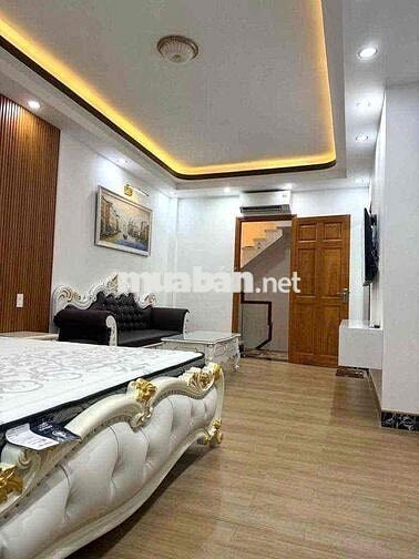 NGUYÊN CĂN QUẬN 3 - THANG MÁY - NGANG 4,5M
