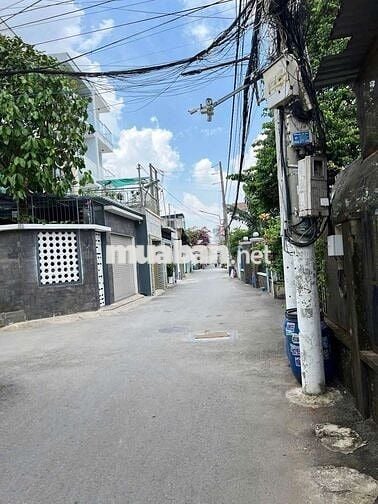 Kho xưởng 134m2 có điện 3 pha kế đường Trần Hưng Đạo,có 2p ngủ