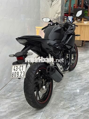 Honda CBR150R đen nhám siêu ngầu