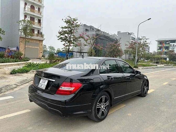 Mercedes Benz C class C200 2013