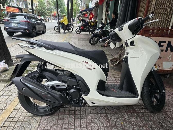 Cần bán xe sh350i đời 2022 máy thái odo 3k