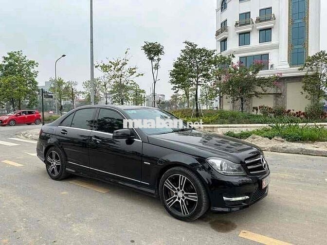Mercedes Benz C class C200 2013